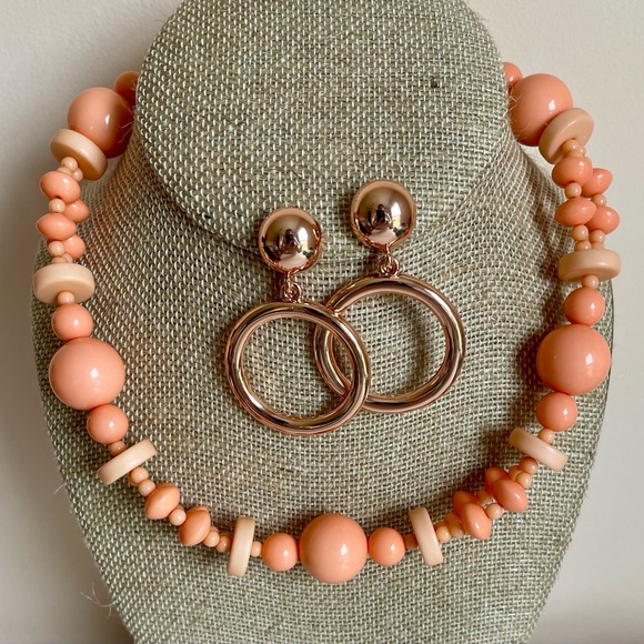 Vintage Joan Rivers Classics Collection Chunky Peach Resin Bead Necklace Y2K - Picture 5 of 5
